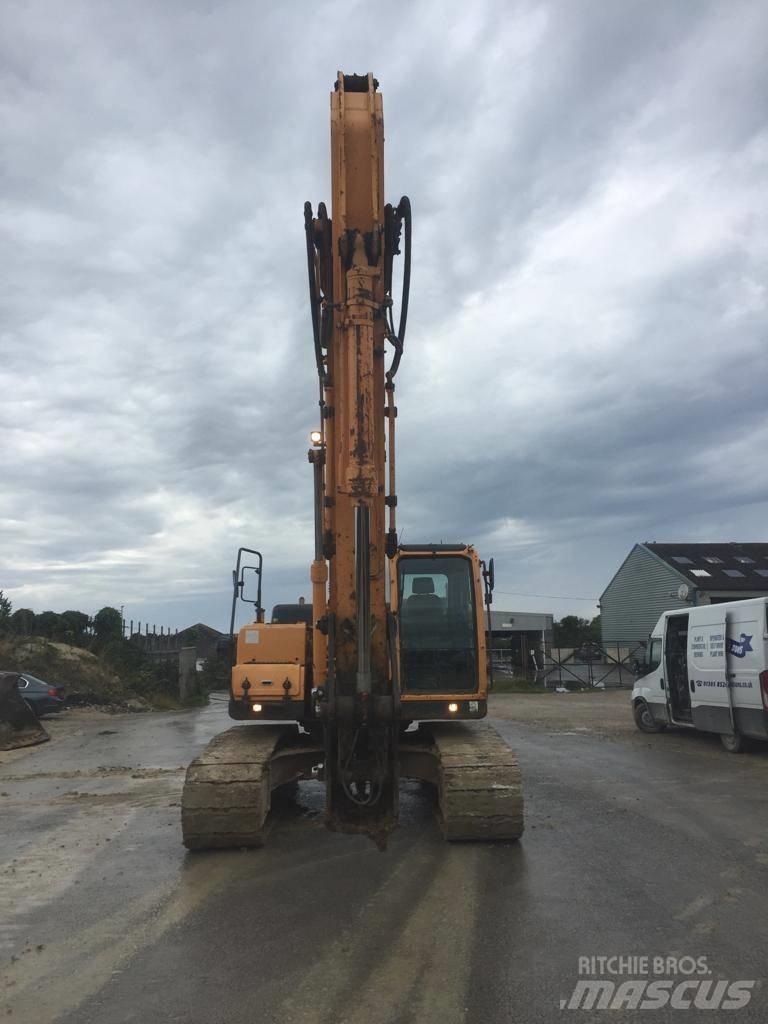 Hyundai Robex 220 LC Crawler excavators