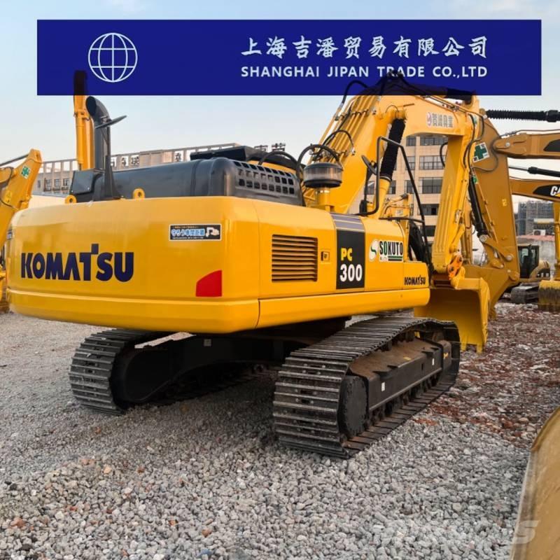 Komatsu PC 300 Crawler excavators