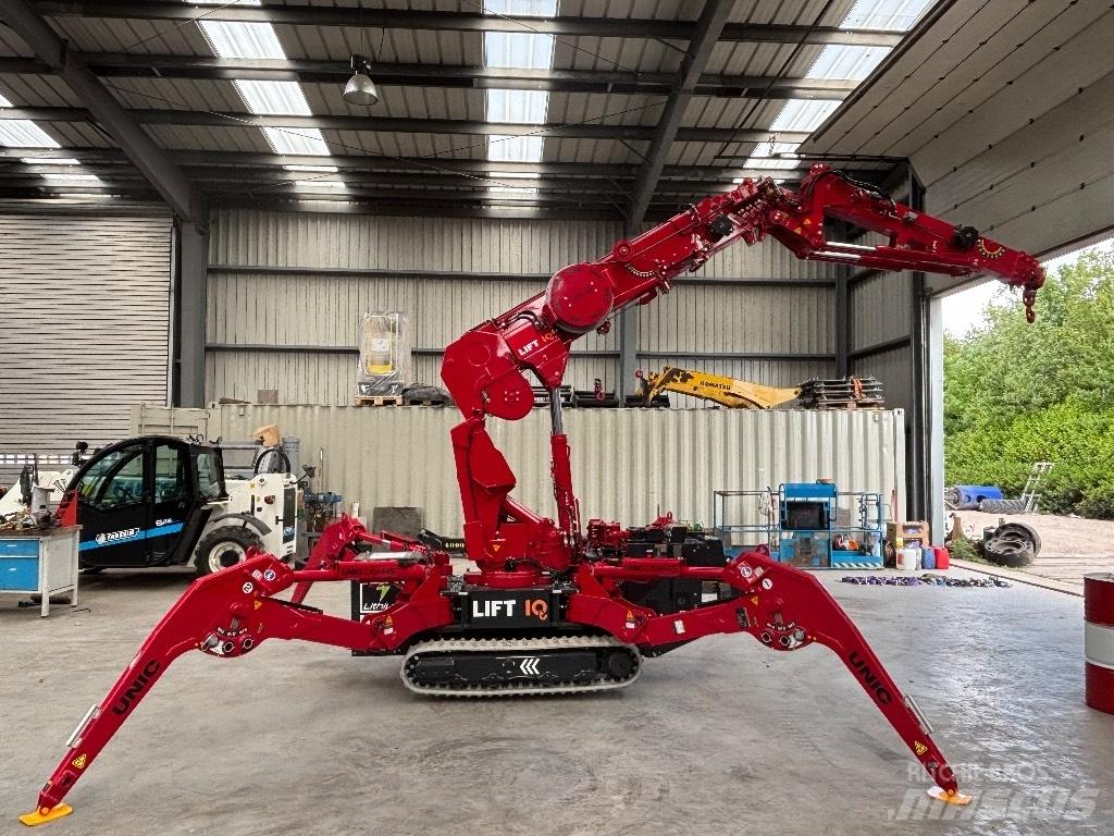 Unic UM 445 All terrain cranes