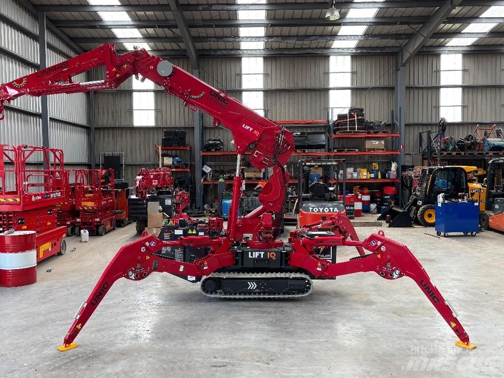 Unic UM 445 All terrain cranes