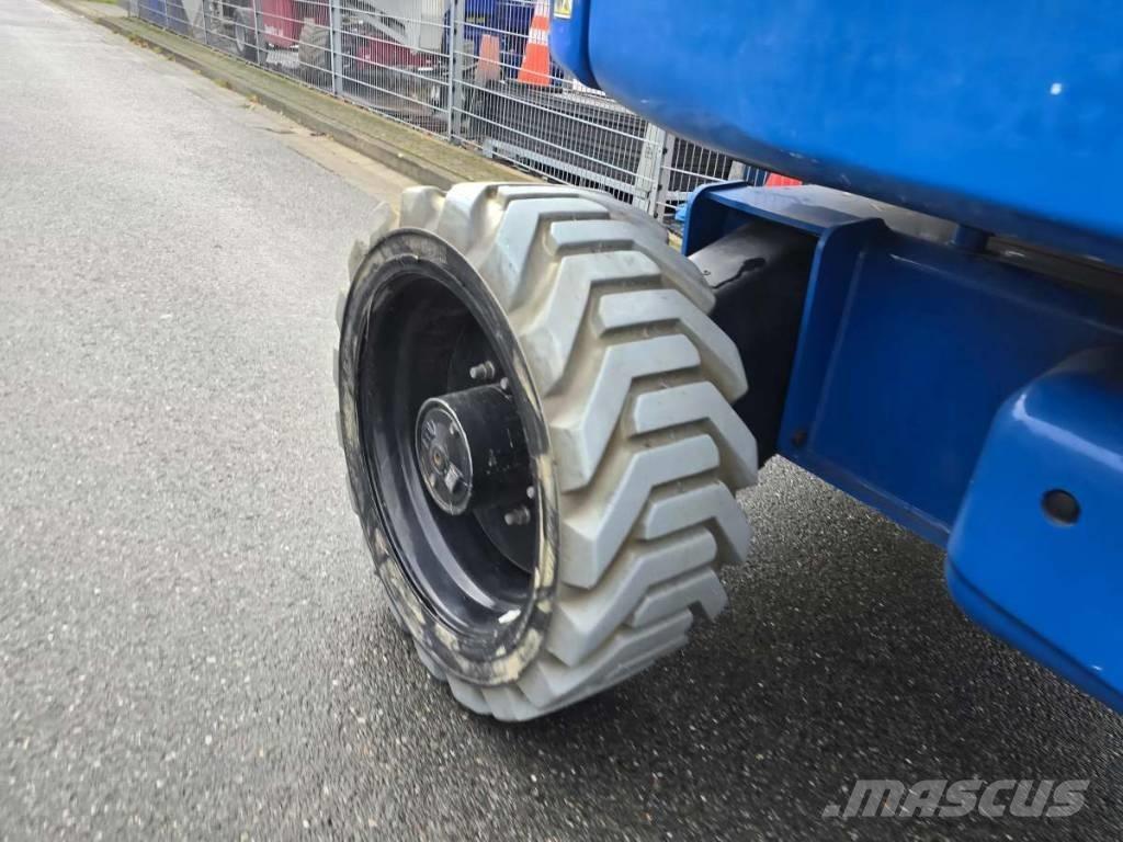 Niftylift HR 28 Articulated boom lifts