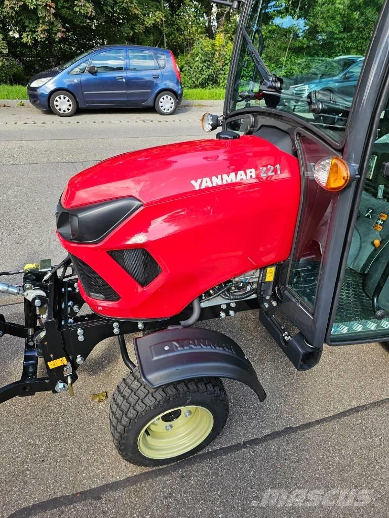 Yanmar SA 221 Compact tractors