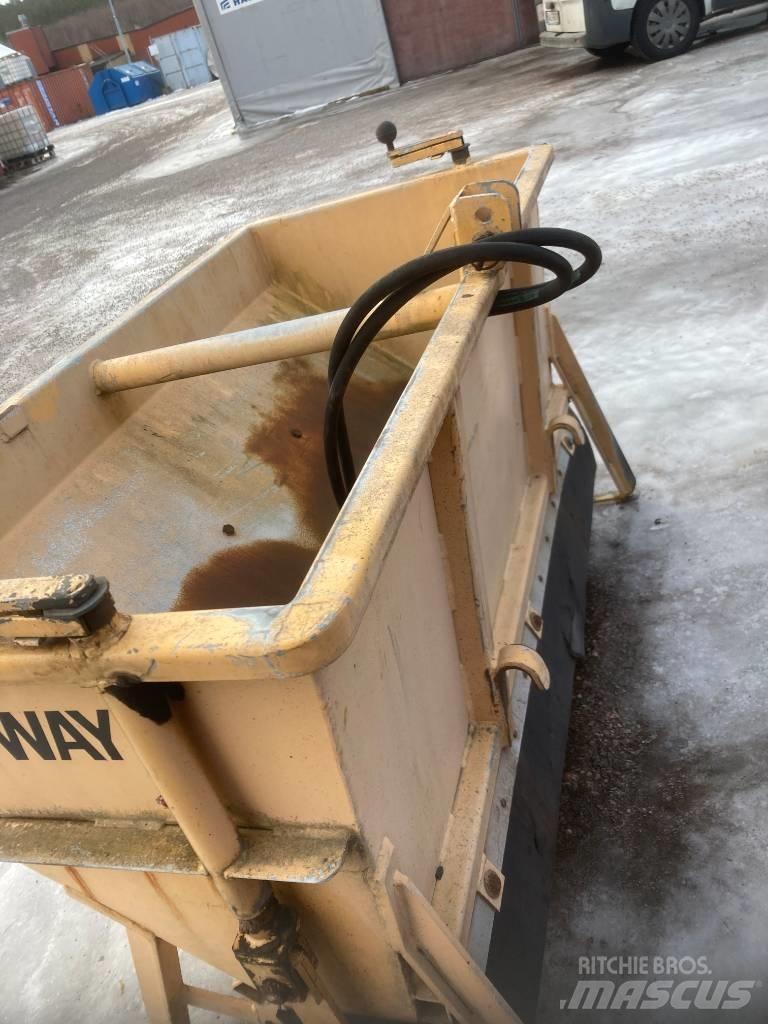 Broadway R.5 Gritters