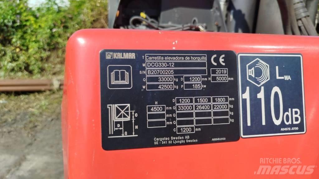 Kalmar DCG330-12 Diesel trucks