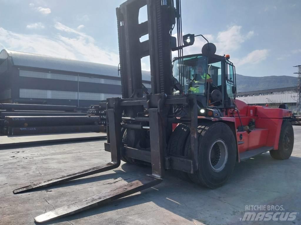 Kalmar DCG330-12 Diesel trucks