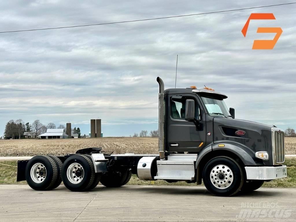 Peterbilt 567 Prime Movers