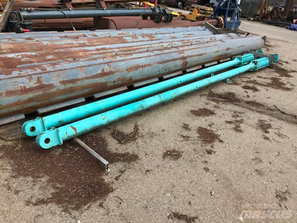 Kobelco CKE1350 Crane parts and equipment