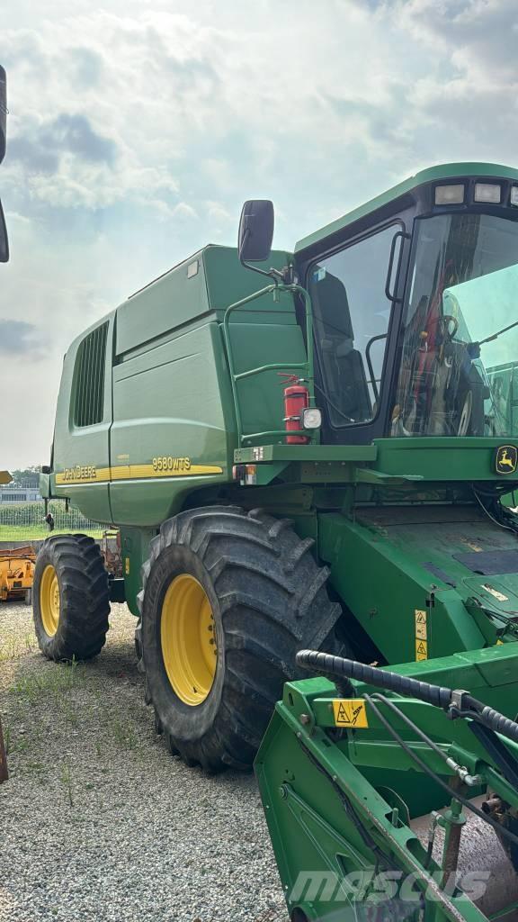 John Deere 9580 WTS Combine harvesters