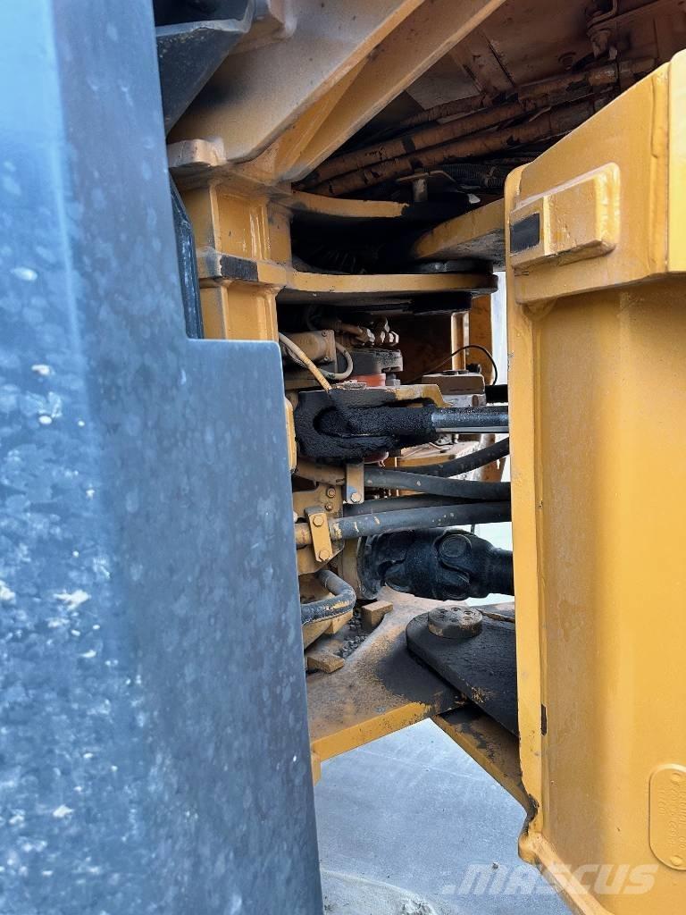 Liebherr L 550 Wheel loaders