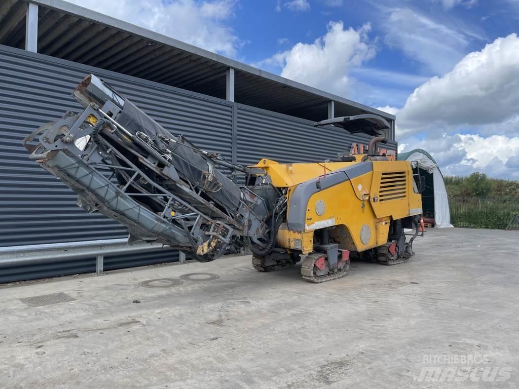 Wirtgen W 100 F Asphalt cold milling machines