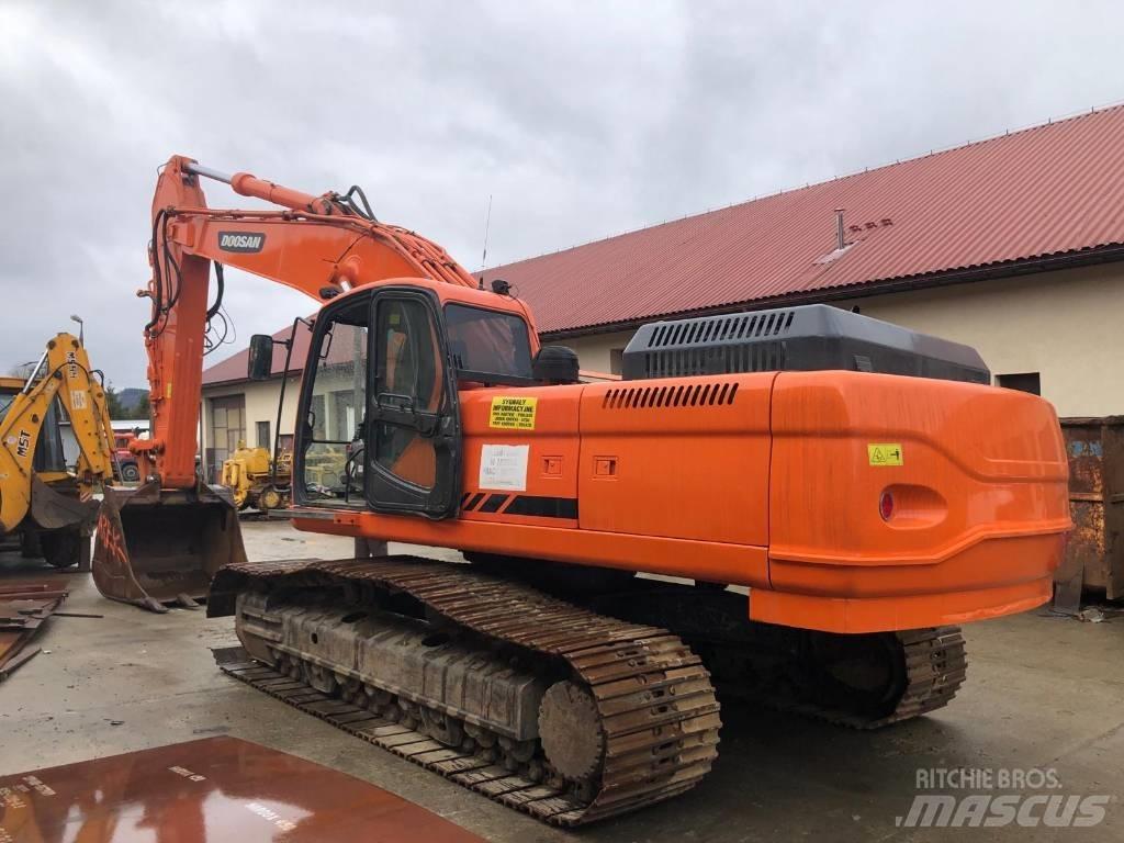 Doosan DX 340 LC Crawler excavators