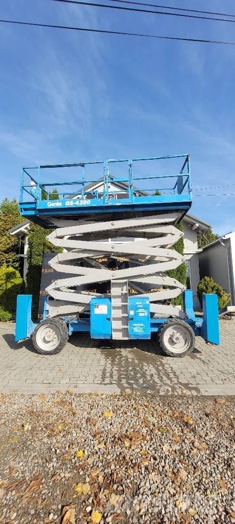Genie GS 4390 Scissor lifts