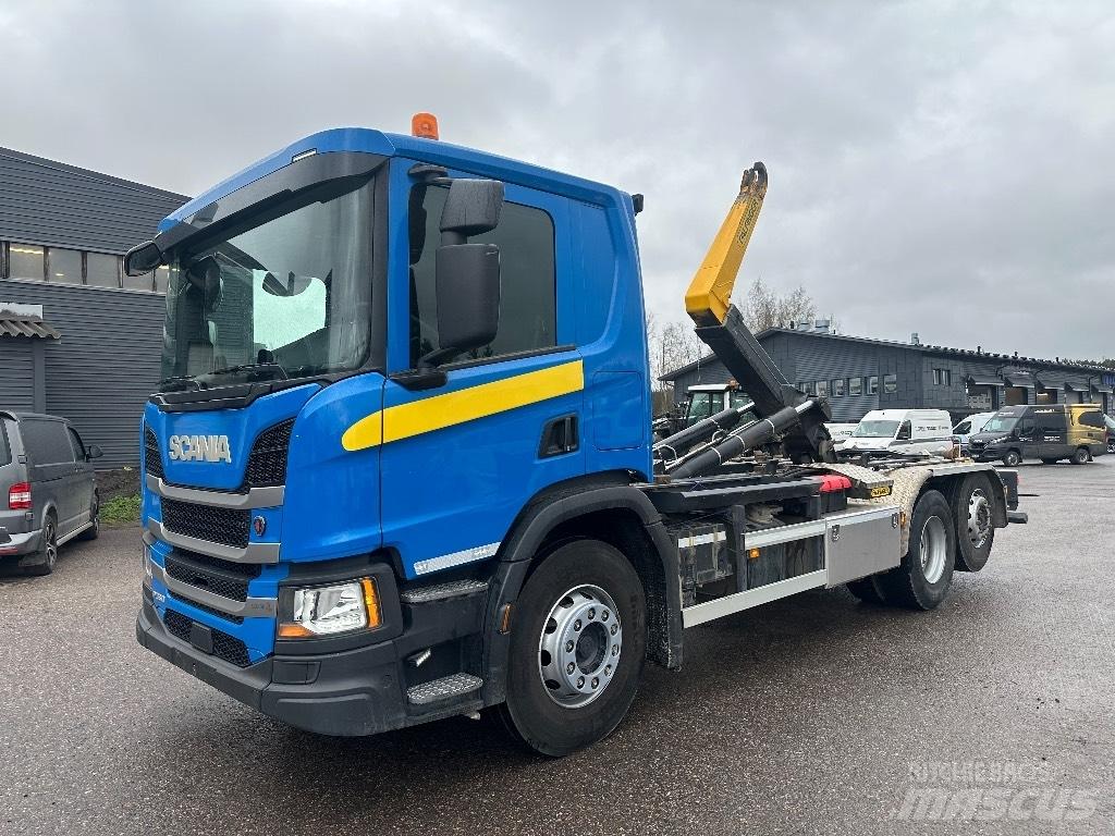 Scania P 360 Hook lift trucks