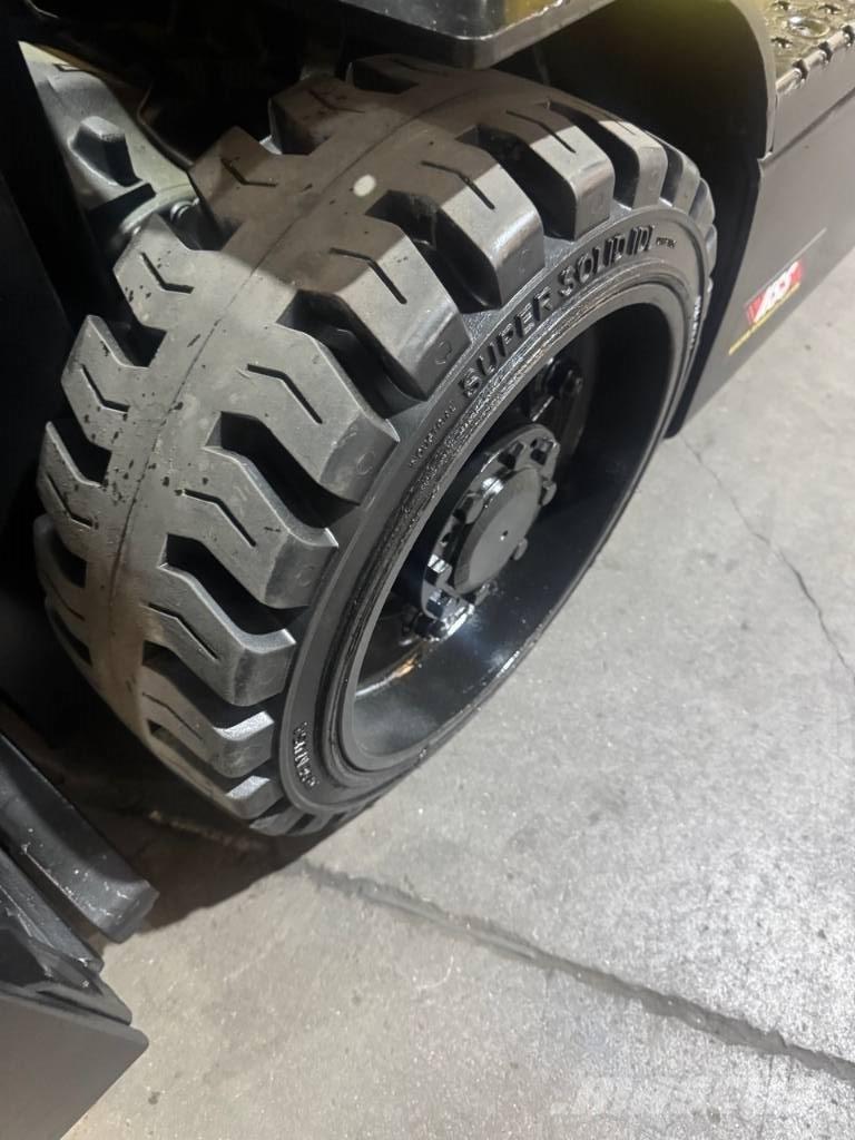 Hyster E 60 XN Electric forklift trucks