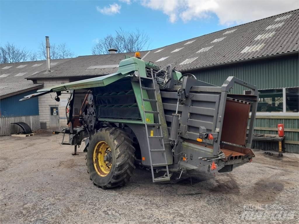 Fendt 12130N Tractors