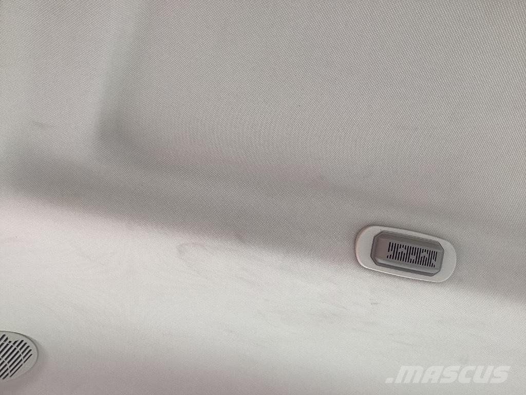 John Deere 6155 R Tractors