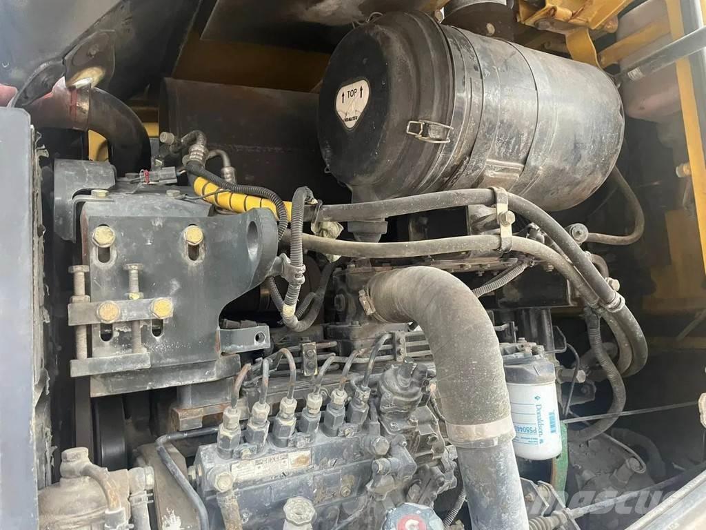 Komatsu WA250-5 Wheel loaders
