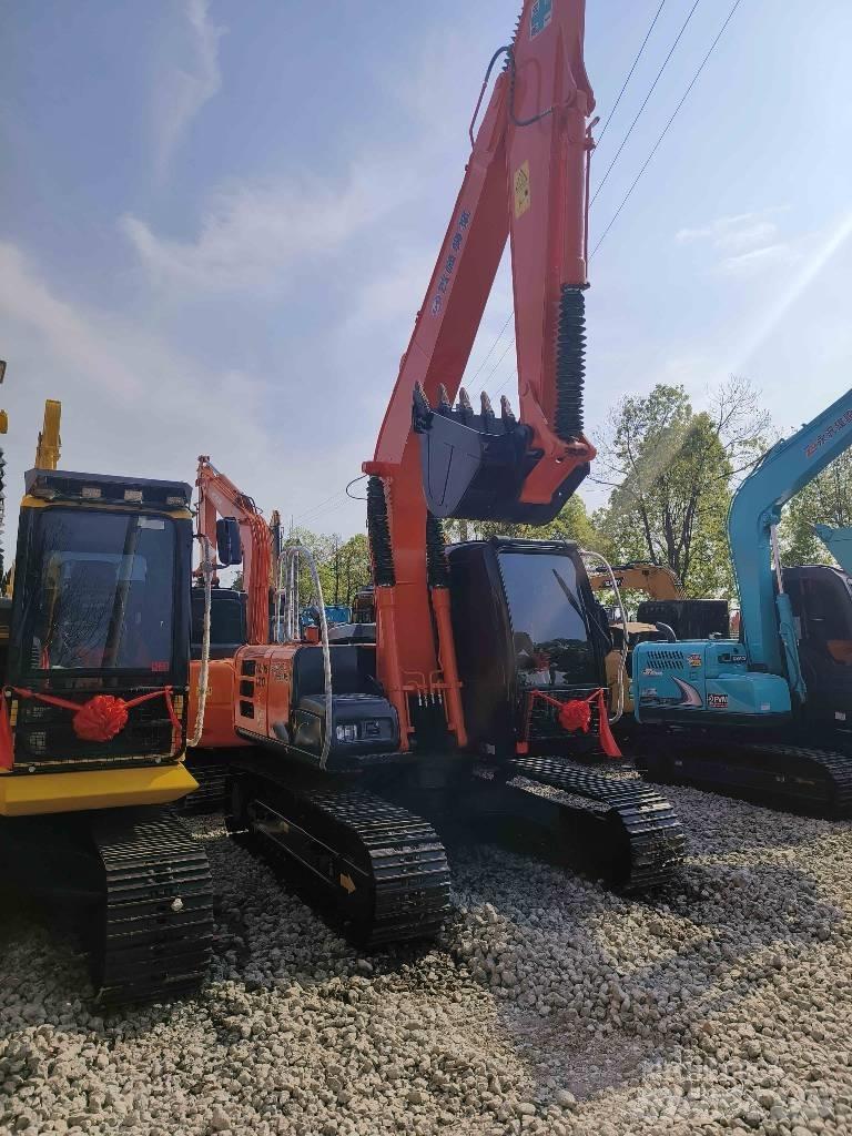 Hitachi ZX 120 Crawler excavators