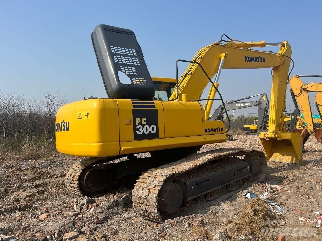 Komatsu PC 270 LC-7 Crawler excavators