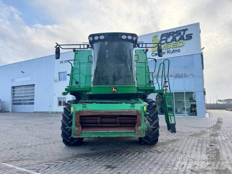 John Deere T 670 Combine harvesters