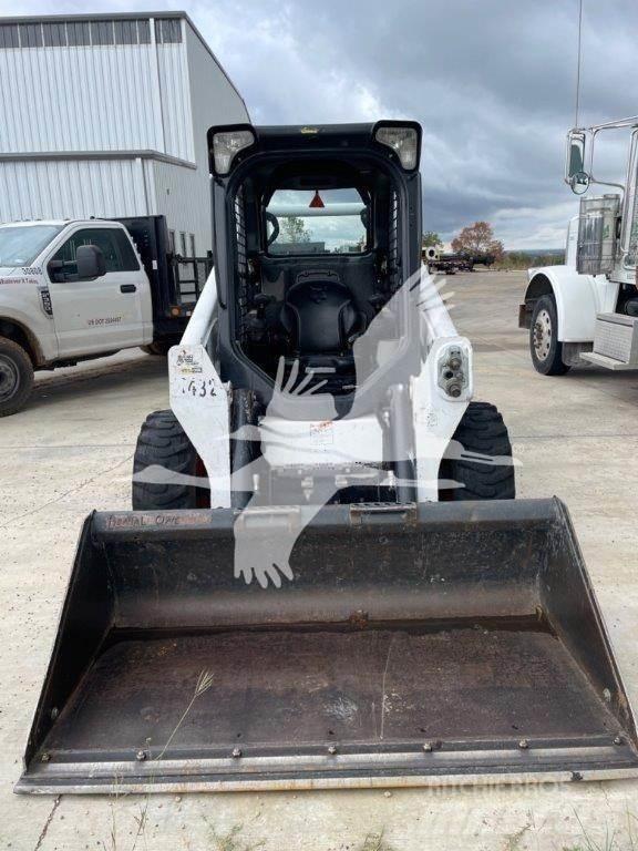 Bobcat S570 Skid steer loaders