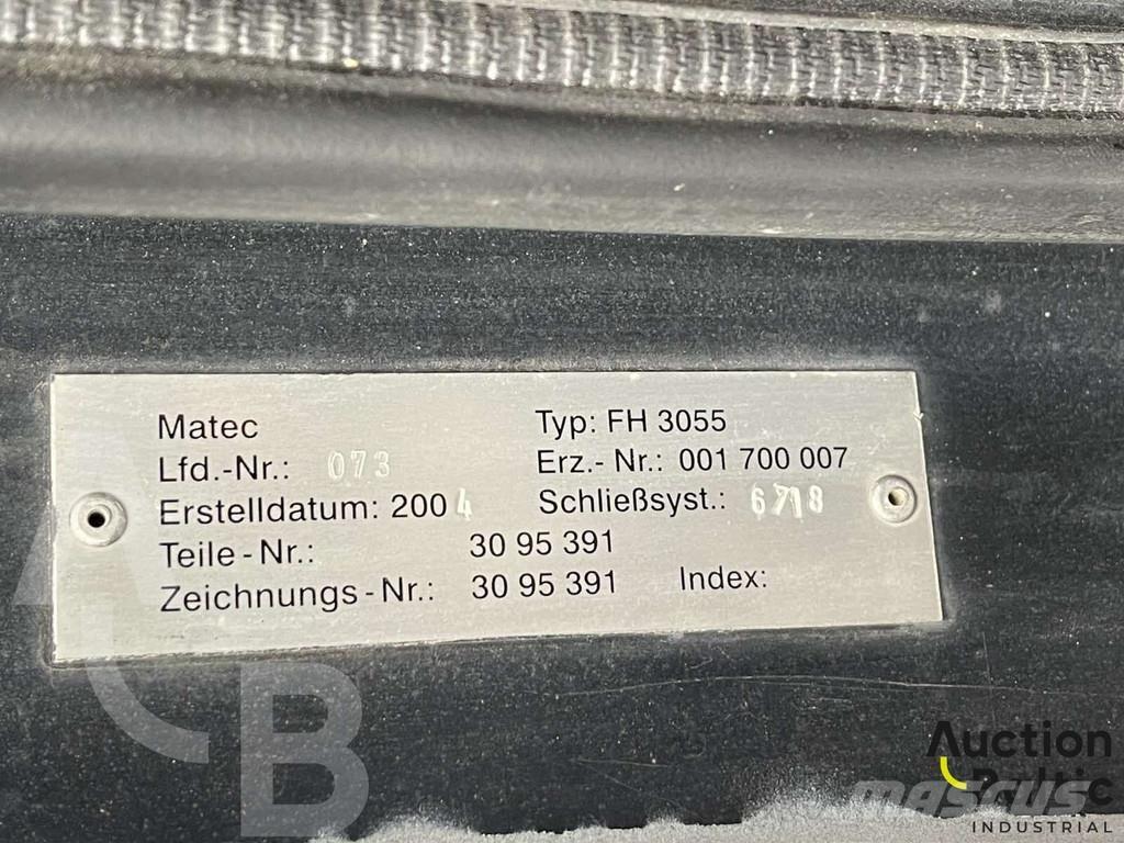 Grove GMK 3055 Truck mounted cranes