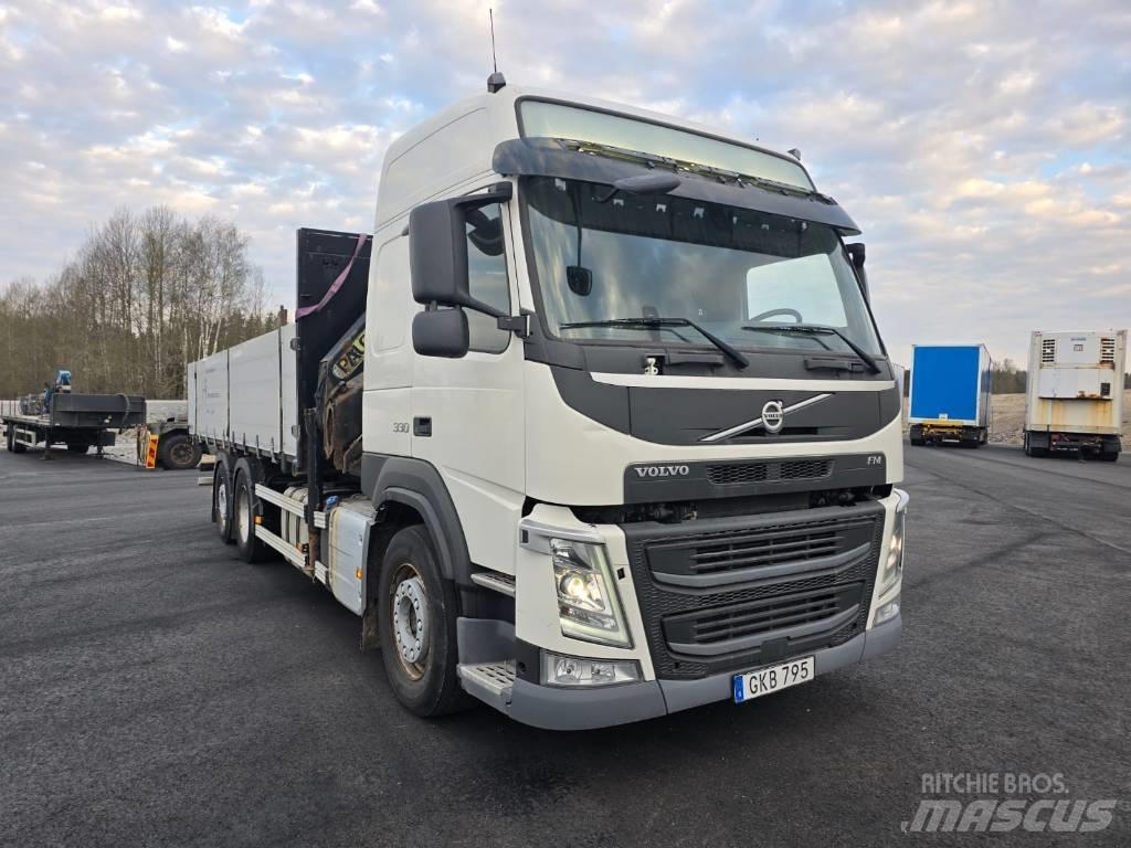 Volvo FM 330 Truck mounted cranes