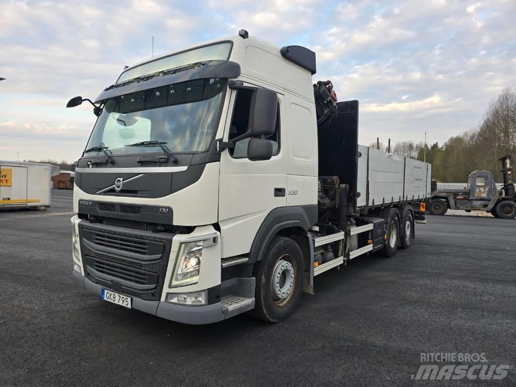 Volvo FM 330 Truck mounted cranes