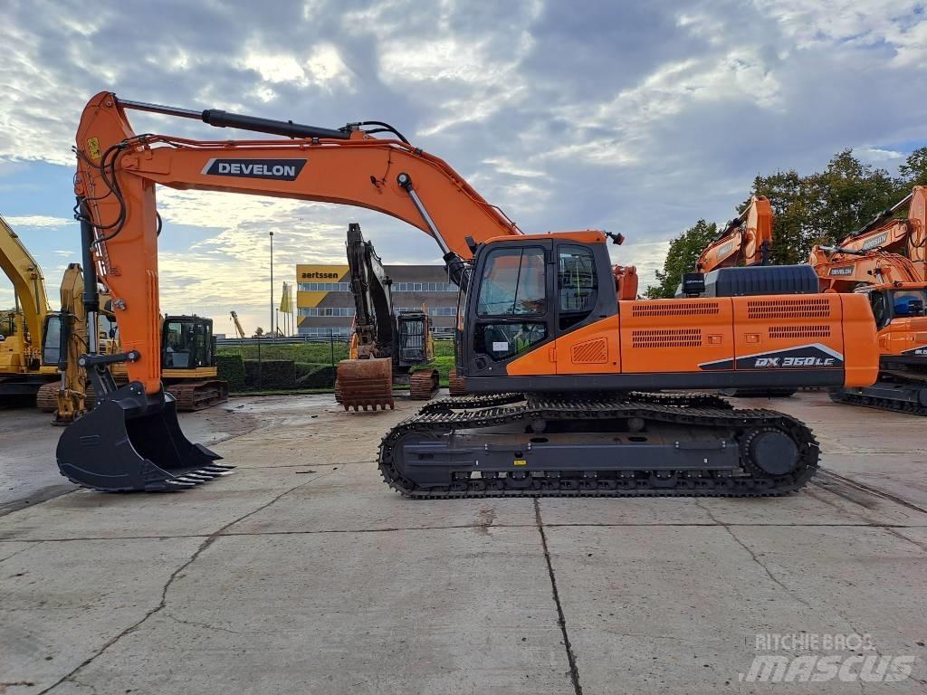 Develon DX360LC-7M Crawler excavators