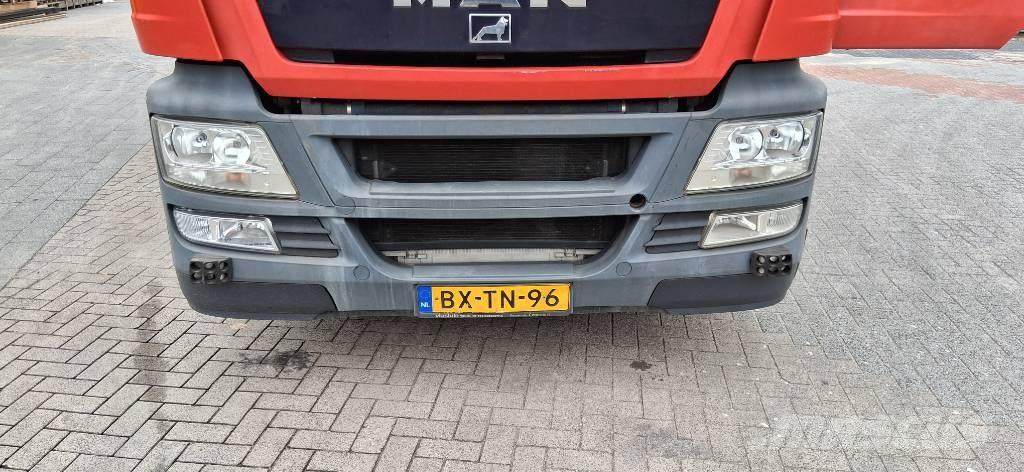 MAN TGS 28.440 Commercial vehicle