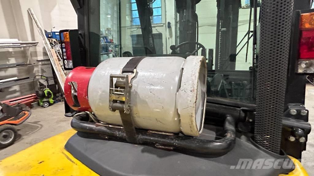 Yale GLP 55 MJ LPG trucks