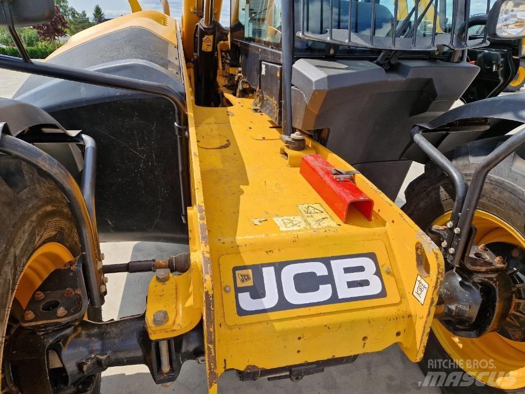 JCB 531-70, 732   P339 Telescopic handlers