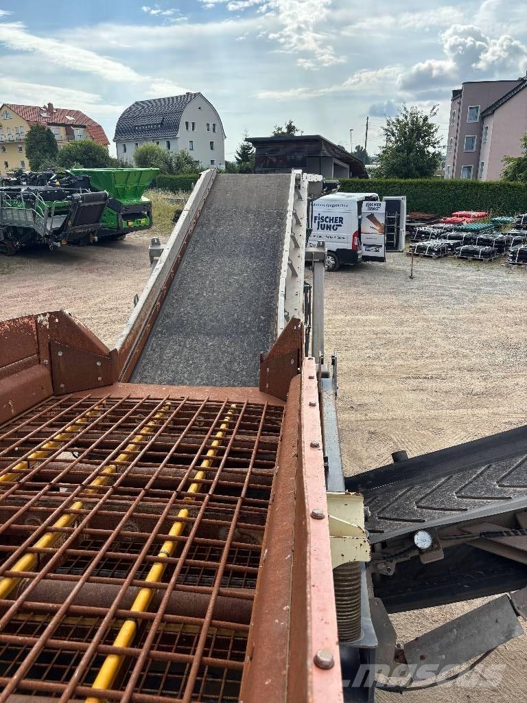 Metso ST2.8 Mobile screeners