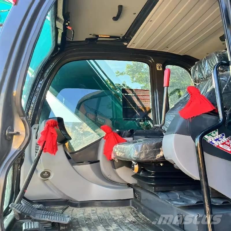 Kobelco SK 140 Crawler excavators