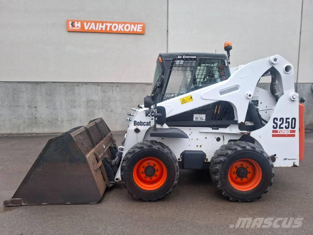 Bobcat S 250 Skid steer loaders