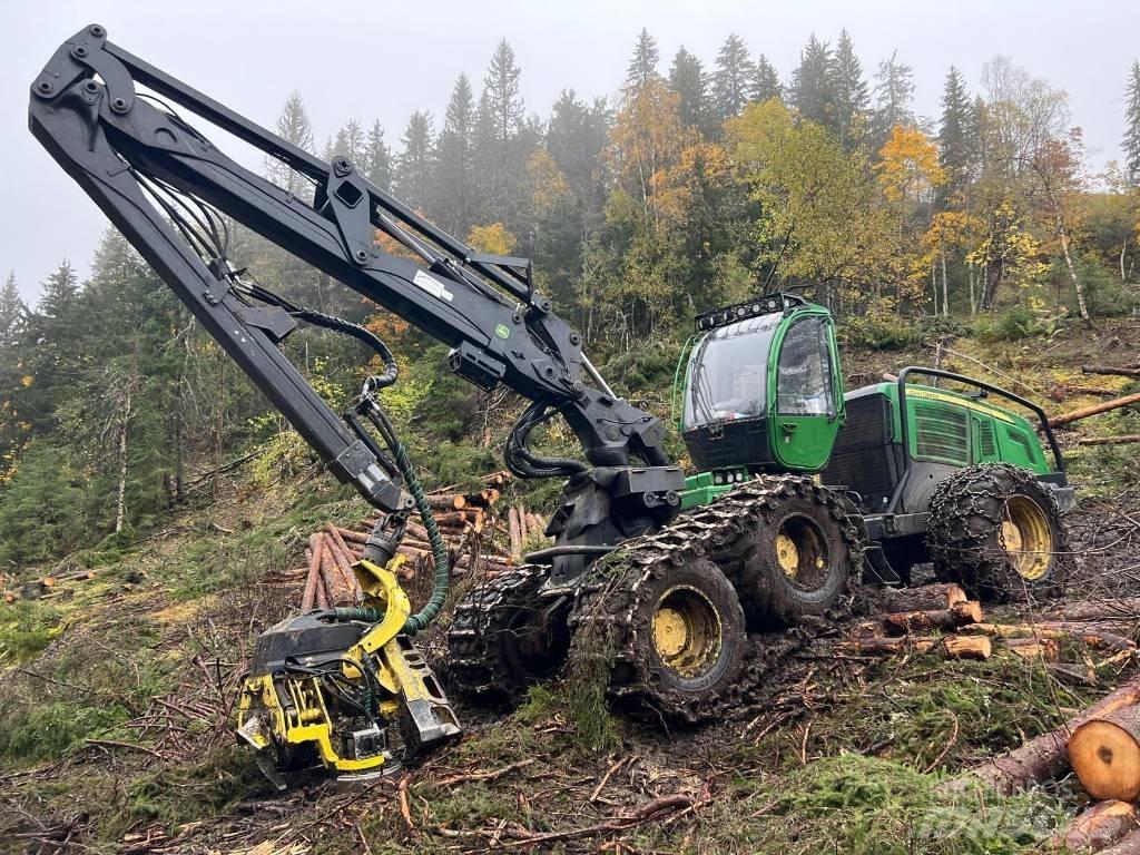 John Deere 1270 E Harvesters