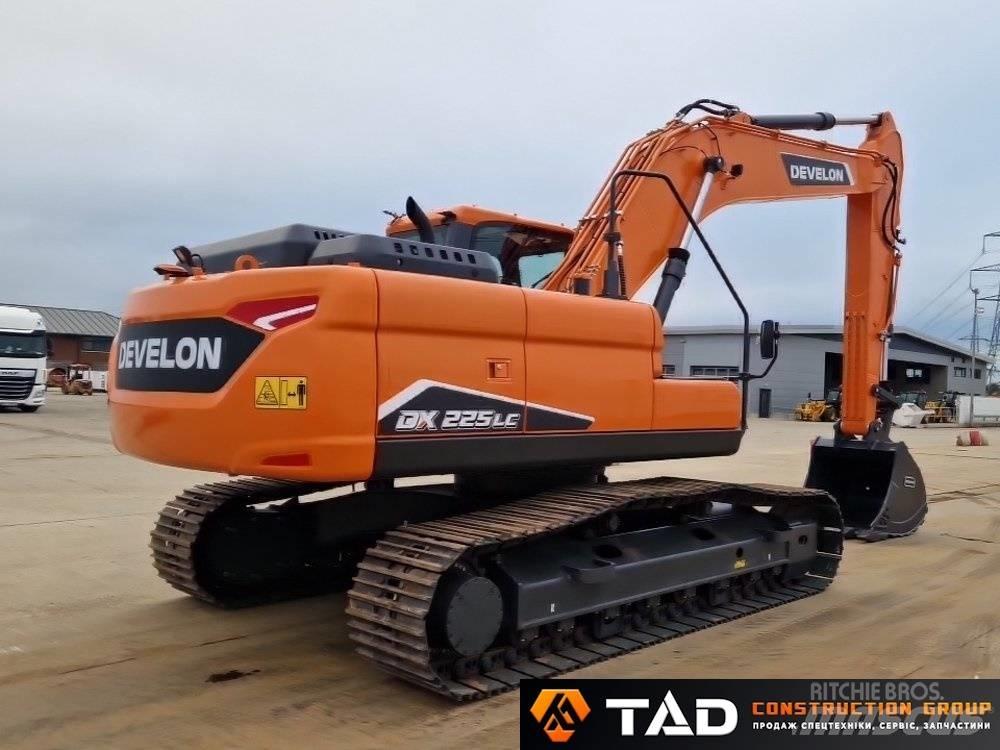 Develon DX 225 LC-7M Crawler excavators