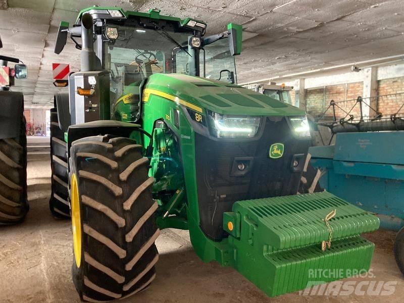 John Deere 8R370 Tractors