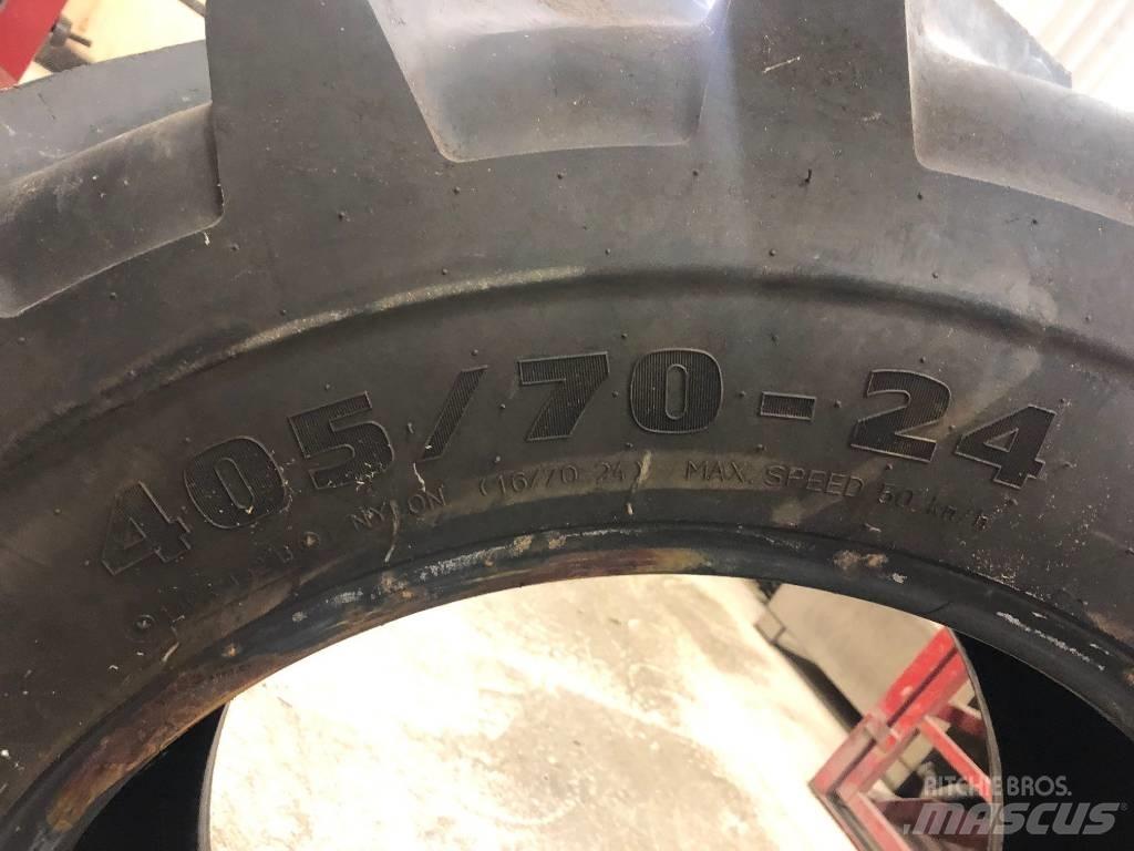 Mitas 405/70x24 Tyres, wheels and rims