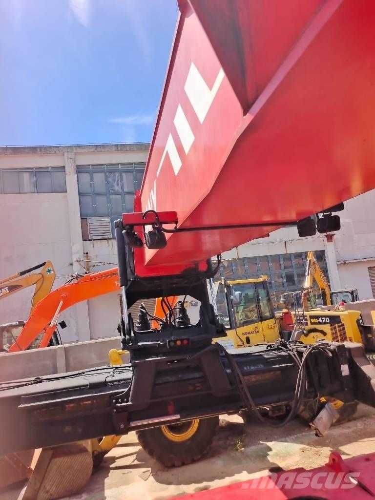 Sany SRSC 45C30 Reach stackers