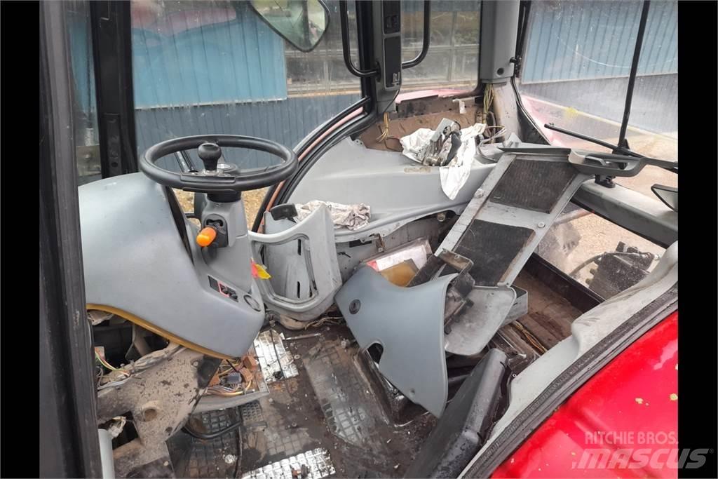 Valtra T202 Tractors