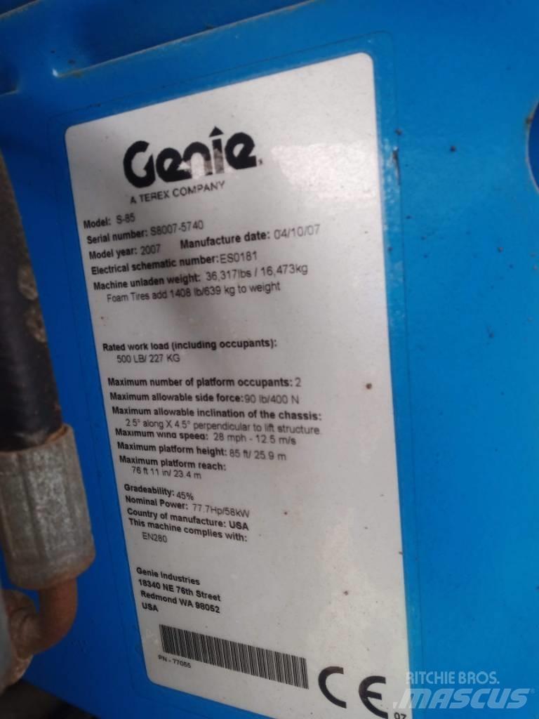Genie S 85 Telescopic boom lifts