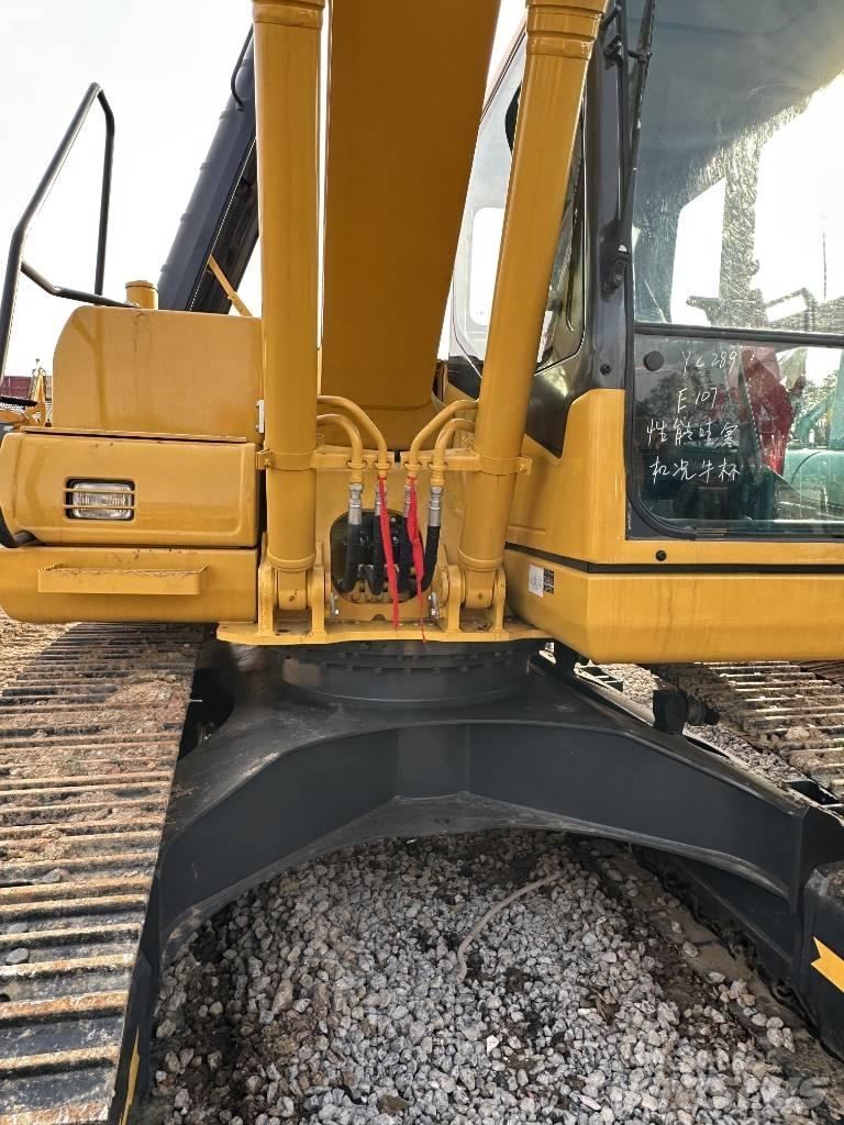 Komatsu PC 160 Crawler excavators