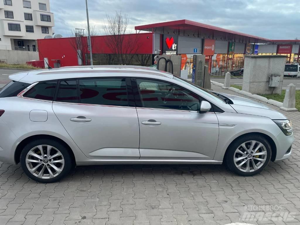 Renault Megane Cars