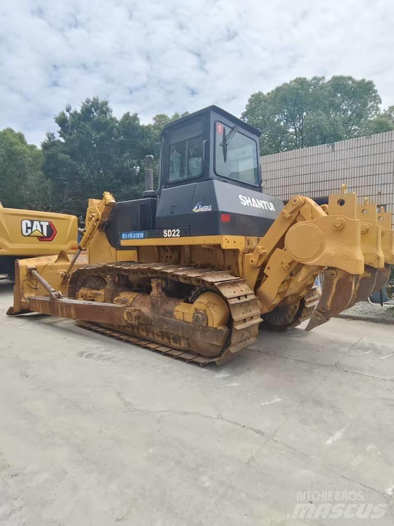Shantui SD 22 Crawler dozers
