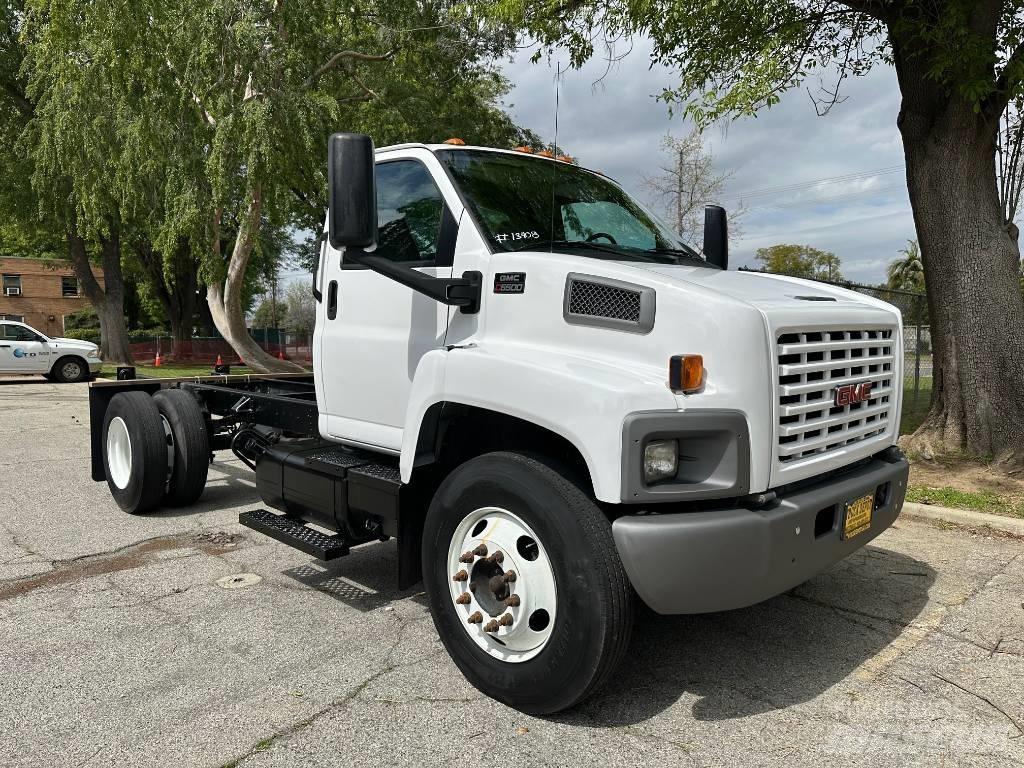 GMC Topkick C 6500 Chassis Cab trucks
