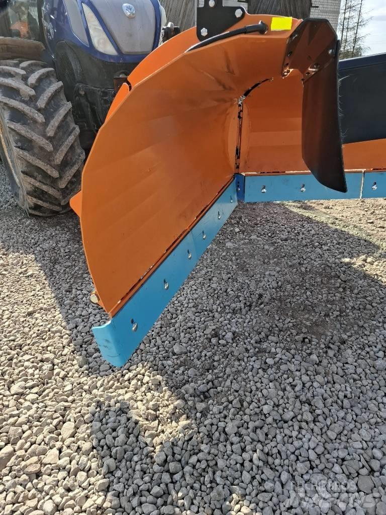 Same VPX370 Other groundscare machines