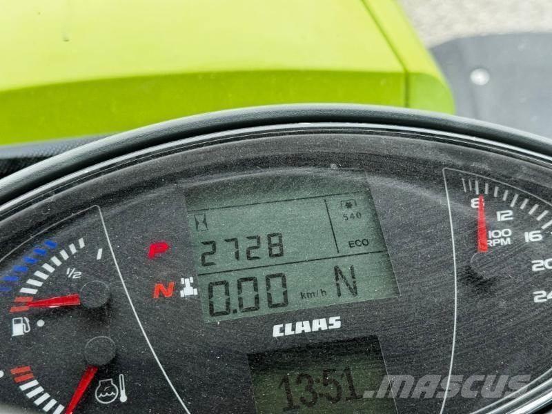 CLAAS AXION 830 Tractors