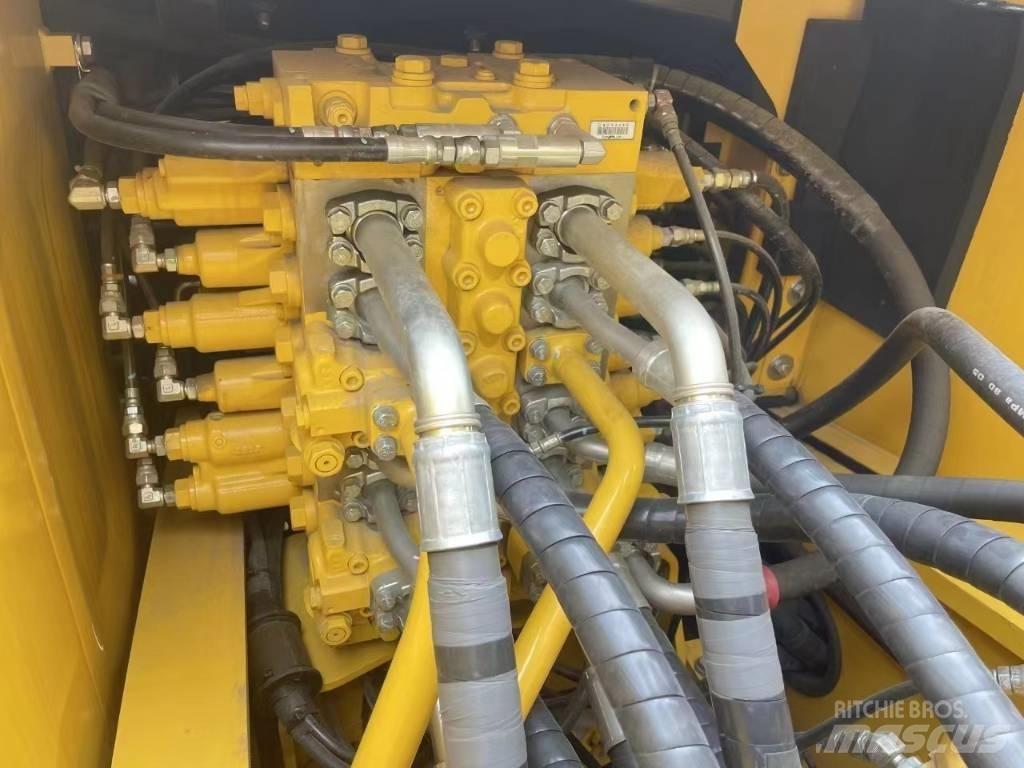 CAT 315 E Mini excavators  7t - 12t