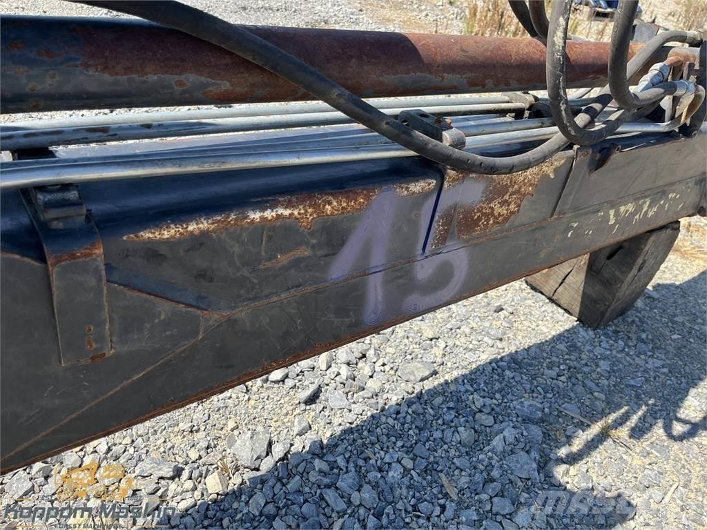 John Deere CF785 Loader cranes